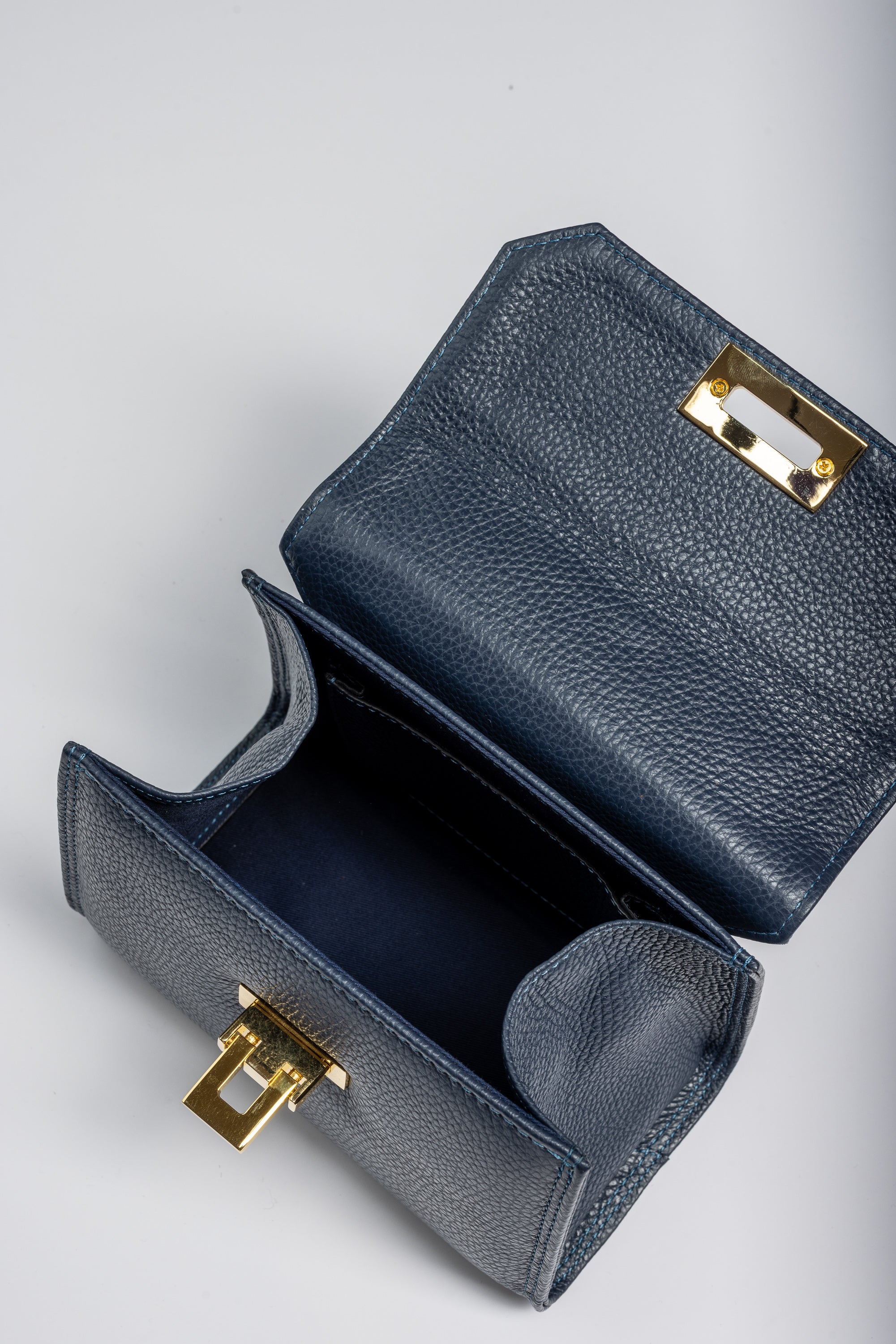 Navy Blue Full-Grain